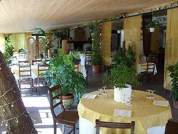 Agriturismo Terrenia Çiftlik konaklama *
